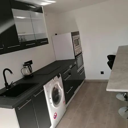 Annashome Apartment